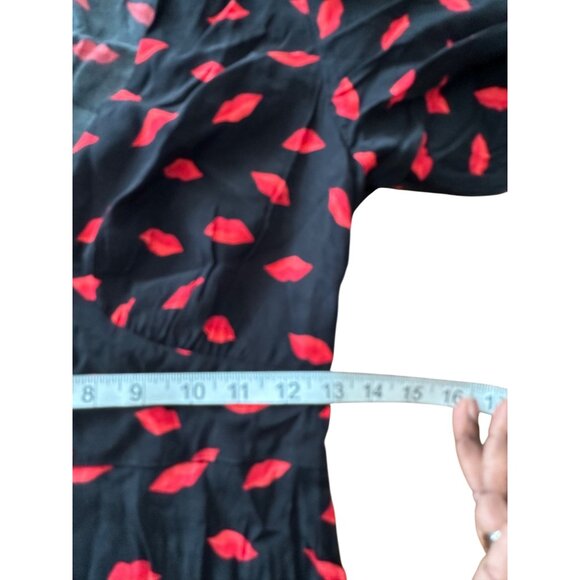 A New Day Black & Red Lip Print Midi Dress Size 2 Whimsical Dreamy Flowy - Picture 7 of 9
